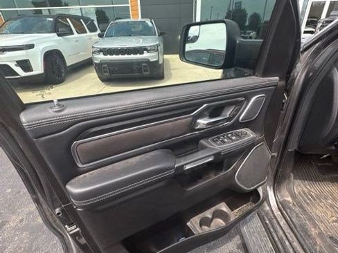 Used 2023 RAM 1500 Laramie AWD/4WD image 11