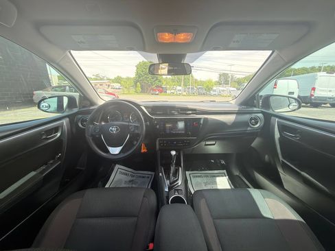 Used 2019 Toyota Corolla LE FWD image 16