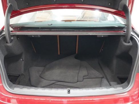 Used 2025 BMW 330i xDrive Sedan w/ M Sport Package image 32