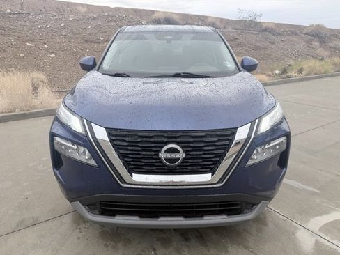 Certified 2023 Nissan Rogue SV image 2