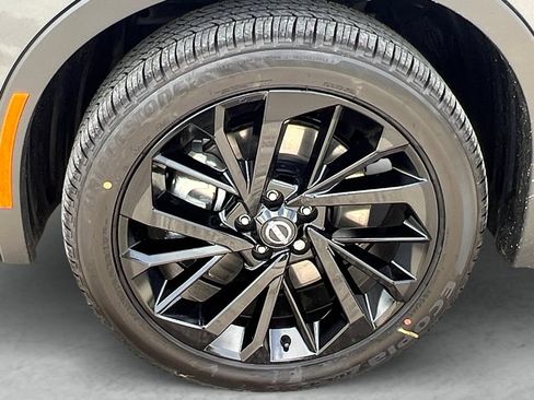 New 2026 Nissan Rogue SL AWD/4WD image 24
