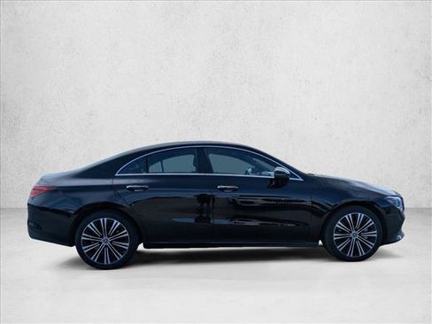 Certified 2022 Mercedes-Benz CLA 250 image 4