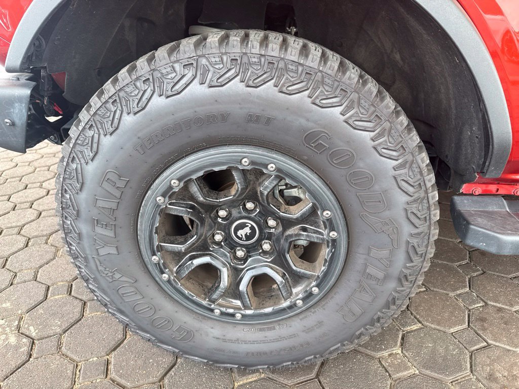 Certified 2024 Ford Bronco Wildtrak AWD/4WD image 11
