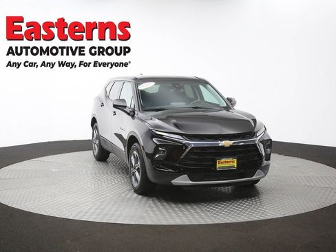 Used 2025 Chevrolet Blazer LT FWD image 48