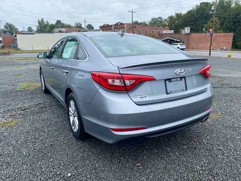 Used 2016 Hyundai Sonata SE image 6