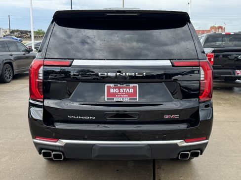 Used 2025 GMC Yukon Denali AWD/4WD image 10