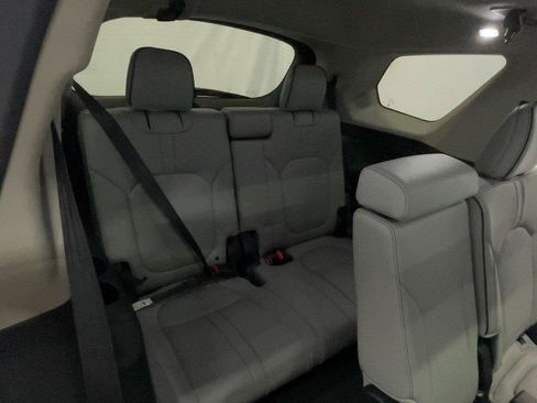 Used 2025 Honda Pilot Elite image 26