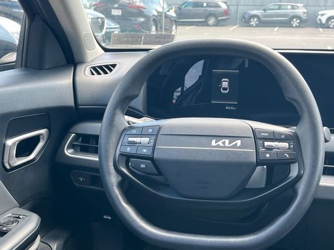 Used 2025 Kia K4 FWD image 28
