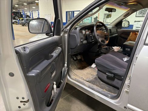 Used 2003 Dodge Ram 1500 Truck SLT image 5