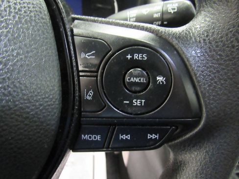 Used 2023 Toyota RAV4 LE AWD/4WD image 33