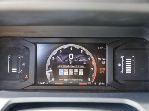 Certified 2025 Toyota 4Runner SR5 AWD/4WD image 22