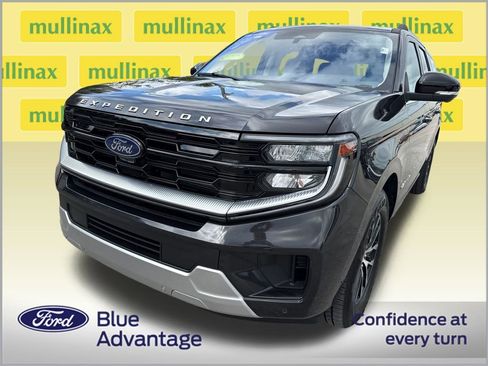 Certified 2025 Ford Expedition Max Platinum AWD/4WD image 11