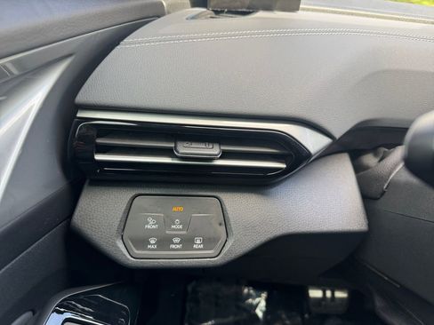 Used 2023 Volkswagen ID.4 Pro S image 24