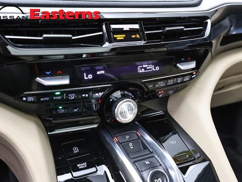 Used 2024 Acura MDX SH-AWD w/ Technology Package image 18