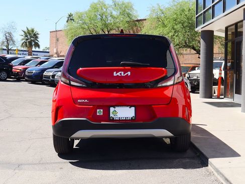 Used 2024 Kia Soul LX w/ Option Group 015 image 11