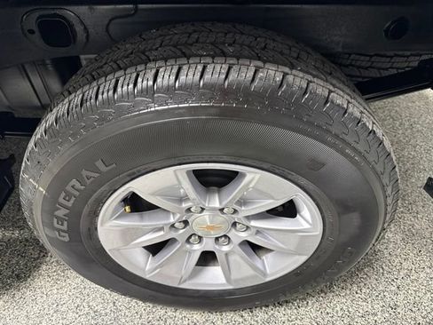 Used 2025 Chevrolet Silverado 1500 W/T RWD image 14