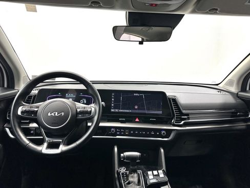 Used 2024 Kia Sportage EX image 20