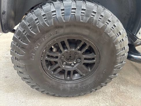 Used 2008 HUMMER H3 image 24