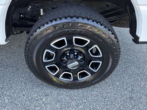 Used 2024 Ford F250 Platinum AWD/4WD image 40