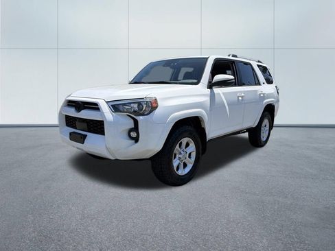 Used 2024 Toyota 4Runner SR5 Premium w/ Moonroof Package AWD/4WD image 2