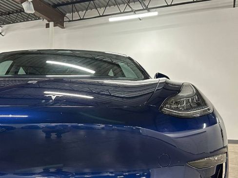 Used 2019 Tesla Model 3 Standard Range Plus RWD image 4
