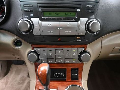 Used 2009 Toyota Highlander Limited FWD image 28