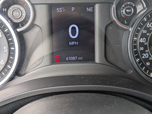 Used 2021 RAM 1500 Big Horn image 28