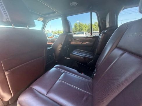 Used 2016 Ford Expedition Platinum AWD/4WD image 7