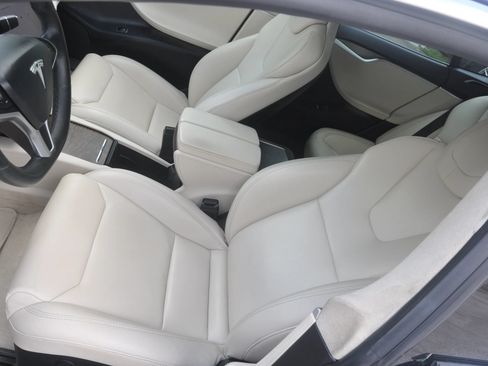 Used 2017 Tesla Model S 75 RWD image 30