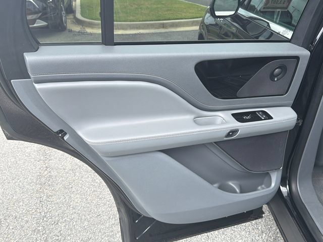 Used 2020 Lincoln Aviator Reserve w/ Elements Package Plus RWD image 20