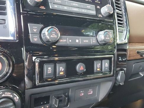 Used 2021 Nissan Titan Platinum Reserve w/ Moonroof Package image 24