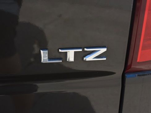Used 2023 Chevrolet Silverado 1500 LTZ AWD/4WD image 8