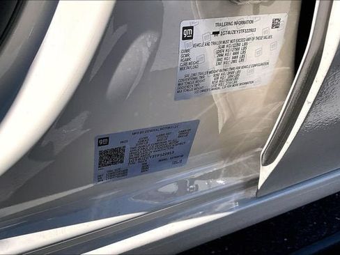 Used 2026 GMC Sierra 2500 AT4X AWD/4WD image 3
