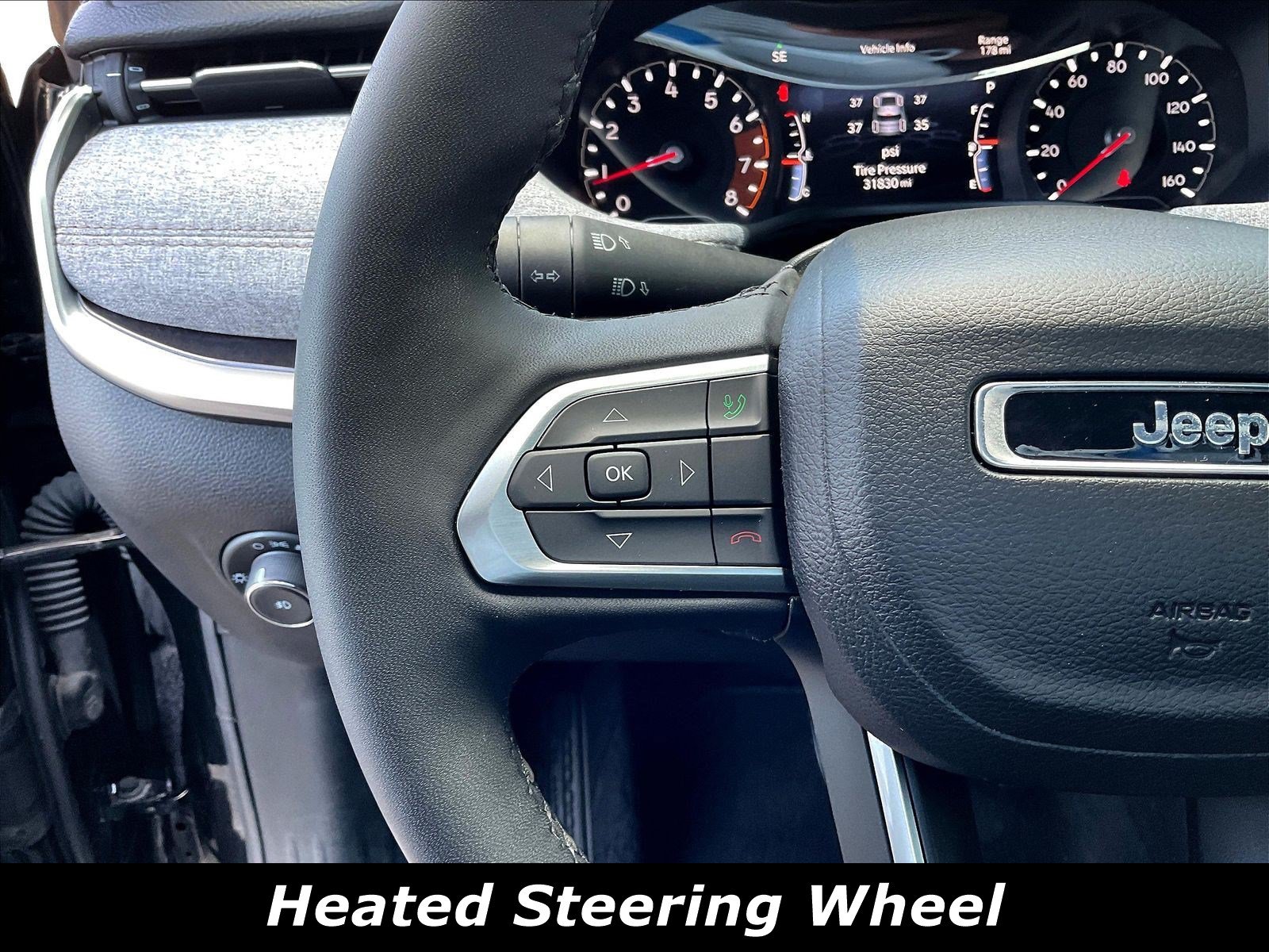 Used 2023 Jeep Compass Latitude AWD/4WD image 11