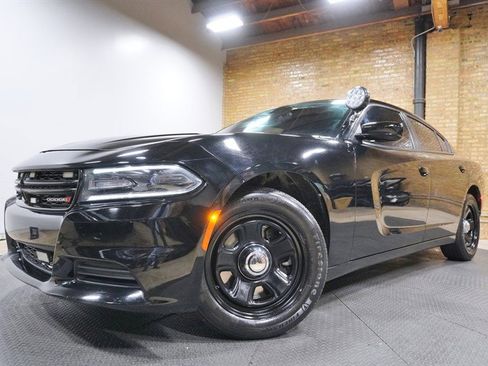 Used 2018 Dodge Charger Police RWD image 1