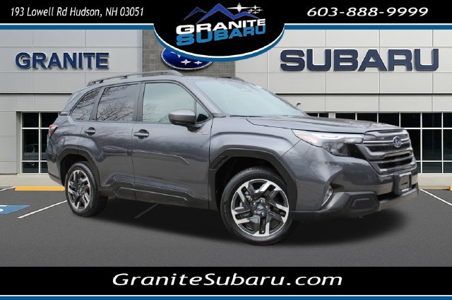 Used 2025 Subaru Forester Premium AWD/4WD image 1