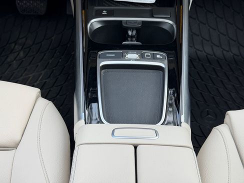 New 2026 Mercedes-Benz GLB 250 image 21