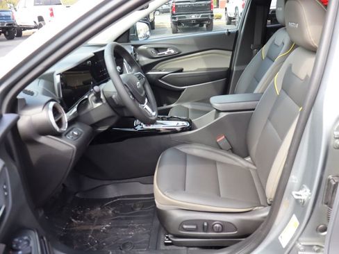 New 2026 Chevrolet Trax ACTIV w/ Driver Confidence Package FWD image 5