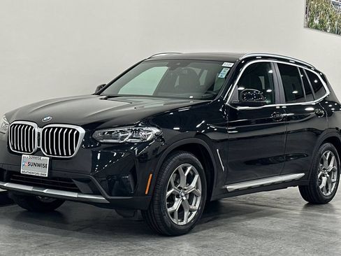 Used 2024 BMW X3 xDrive30i w/ Premium Package AWD/4WD image 8