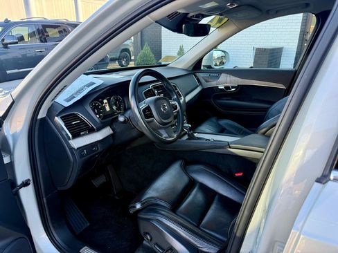 Used 2022 Volvo XC90 T6 Inscription w/ Advanced Package AWD/4WD image 16