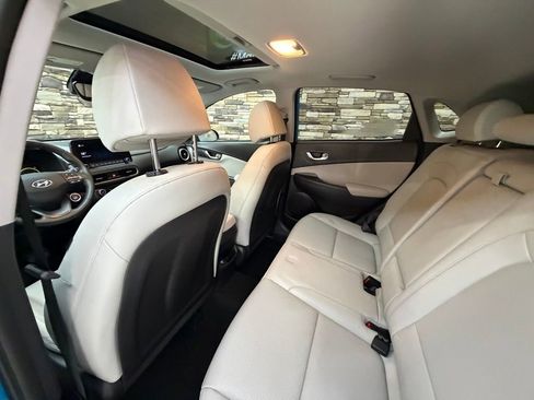 Used 2022 Hyundai Kona Limited image 28