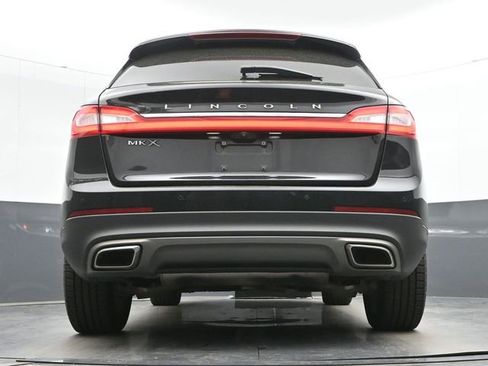 Used 2018 Lincoln MKX Reserve w/ Driver Assistance Package FWD image 13