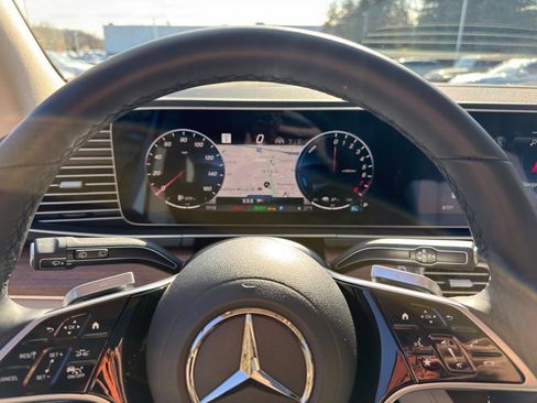 Used 2026 Mercedes-Benz GLE 450e 4MATIC image 15
