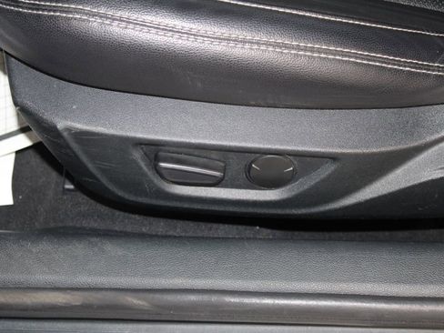 Used 2023 Ford Mustang Premium image 22