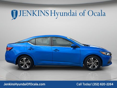 Used 2021 Nissan Sentra SV FWD image 2