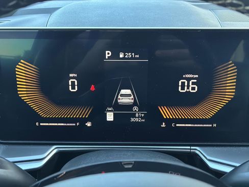 Certified 2025 Kia Sorento S w/ Panoramic Sunroof Package FWD image 26