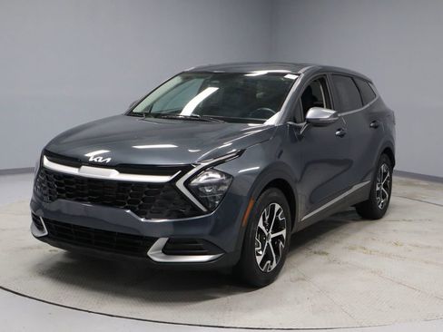 Used 2023 Kia Sportage EX image 8
