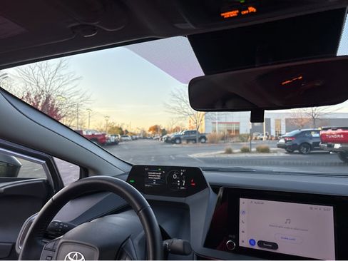 Used 2024 Toyota Prius LE image 38