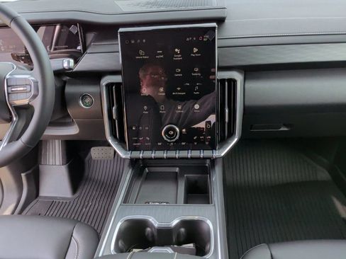 New 2026 GMC Acadia Elevation w/ Black Edition FWD image 23