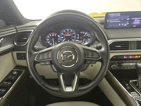 Used 2022 MAZDA CX-9 Signature image 15